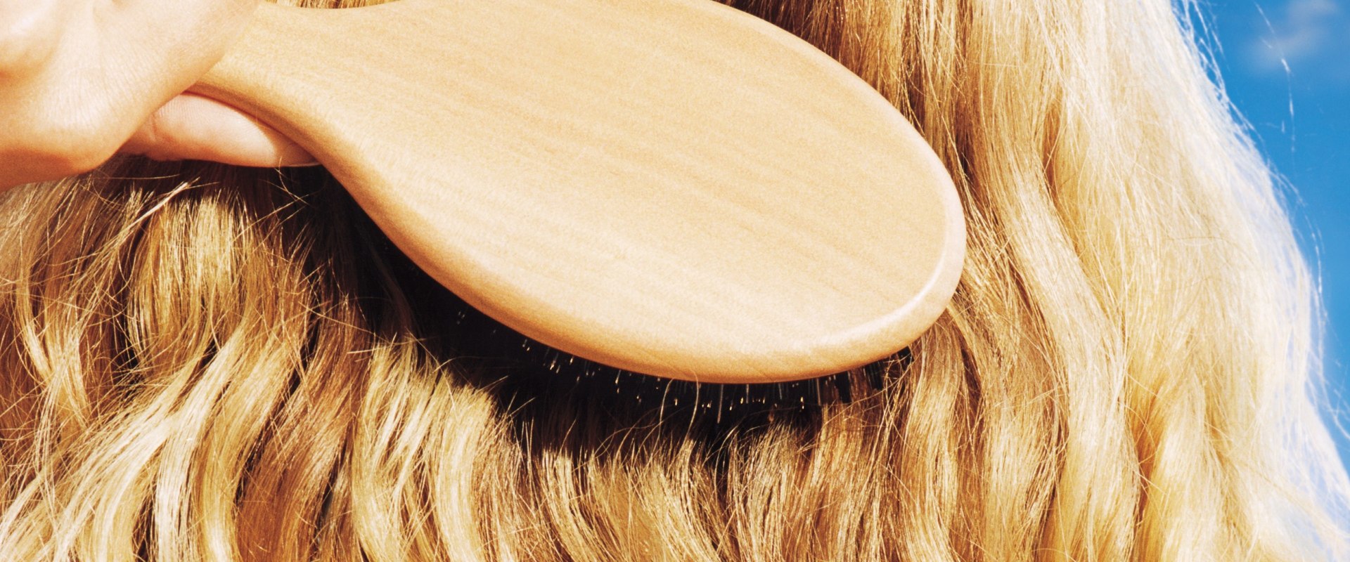 Hair Care Routine for Managing Female Hair Loss: The Ultimate Guide